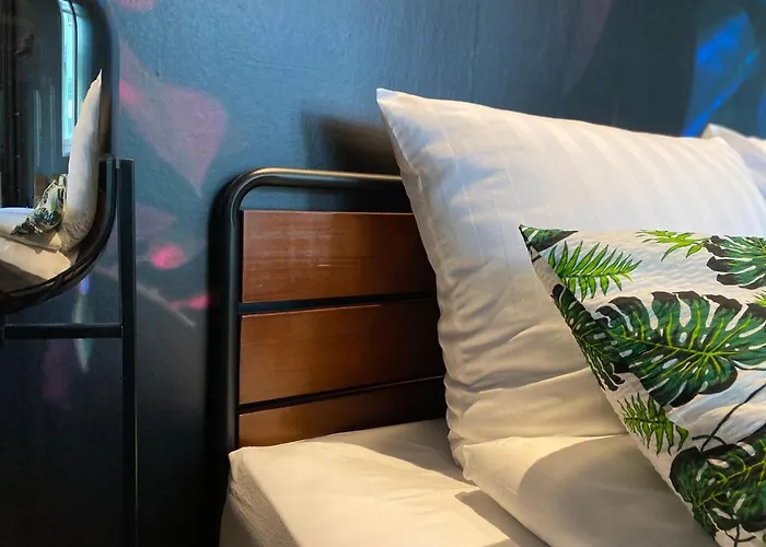 Tropisches Loft Mit Privatem Garten Apartment